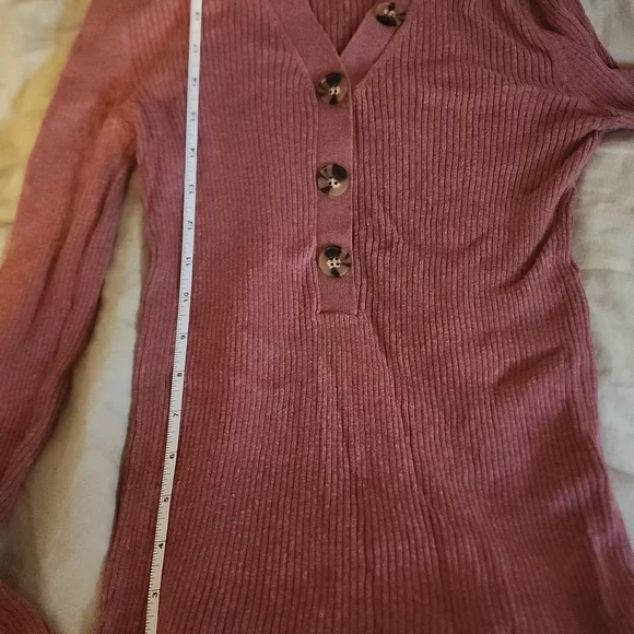 Pink Ribbed Sweater With Buttons - Picture 3 of 3